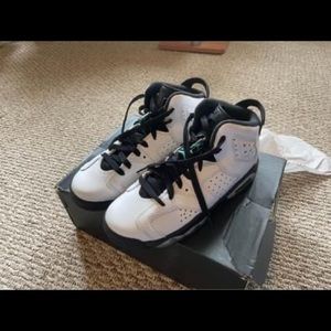 Air Jordan 6 Retro BG